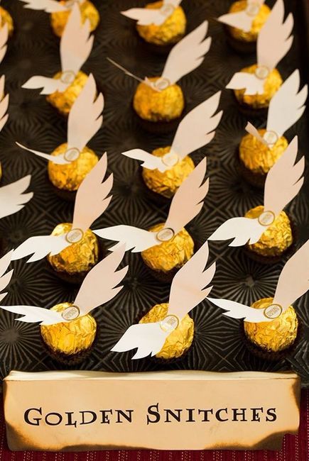 Jugamos quidditch en una mesa de dulces???