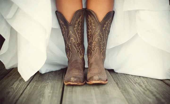 Vestido con botas