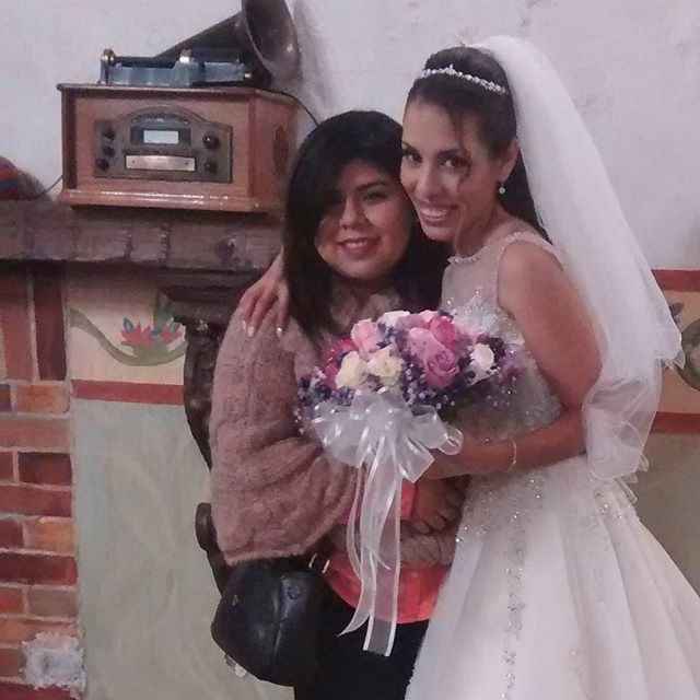 Y por qué no yo también? jajaja no sé como pero la amiga con la que salgo se coló para sacarse fotos