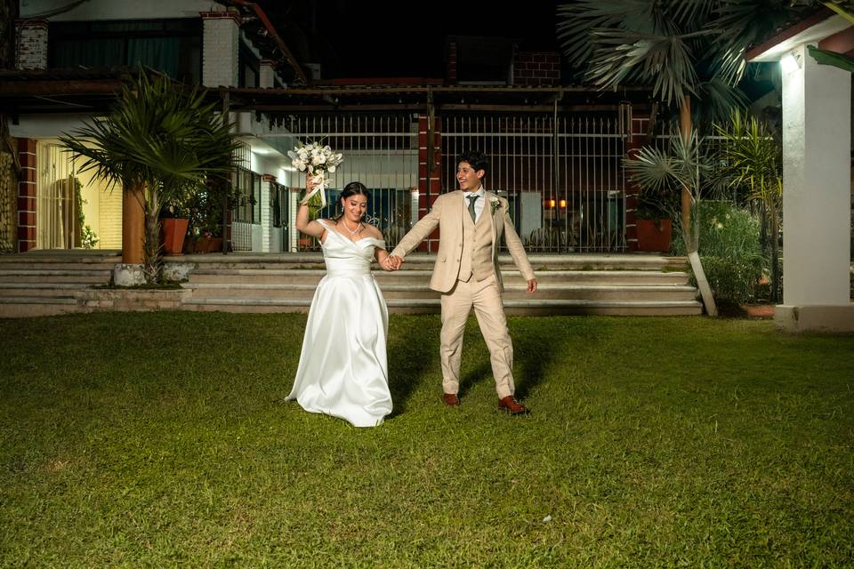 Entrada de novios