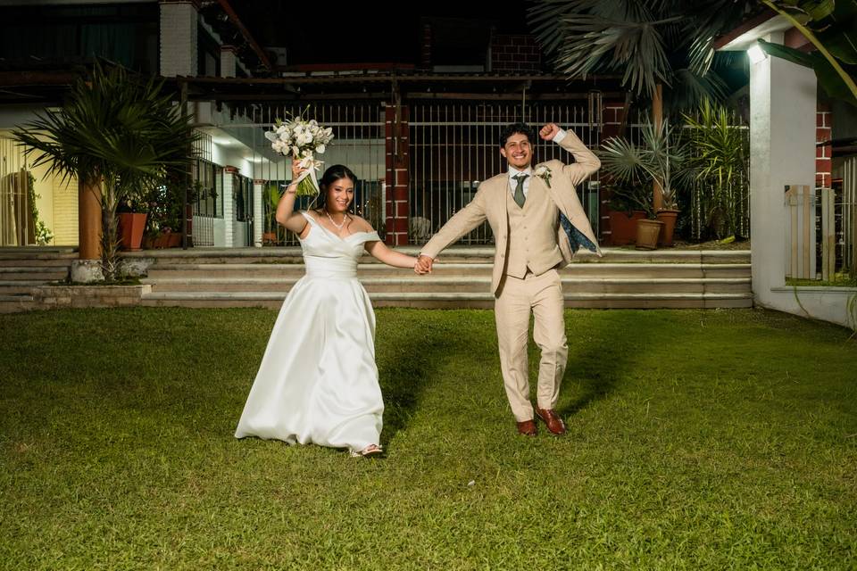 Entrada de novios