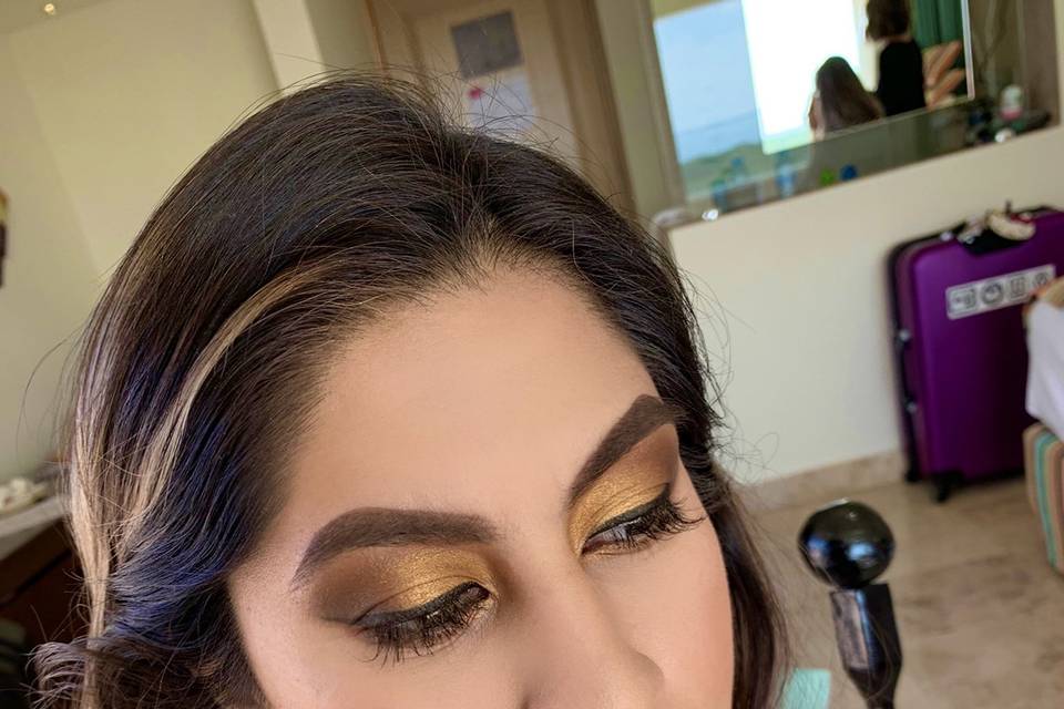 MakeUp Cancún by Angie Velásquez