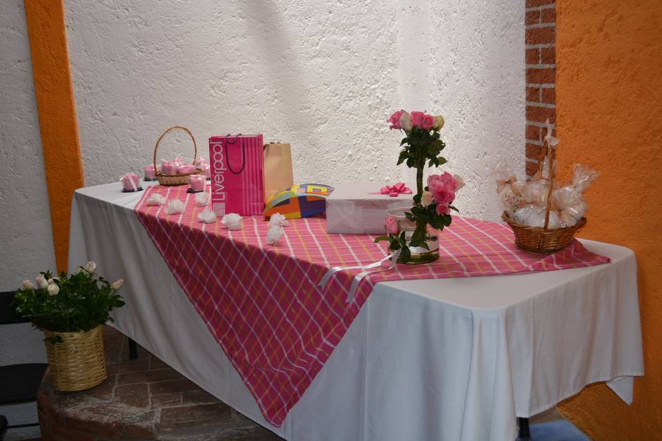 Decoración de mesa de regalos