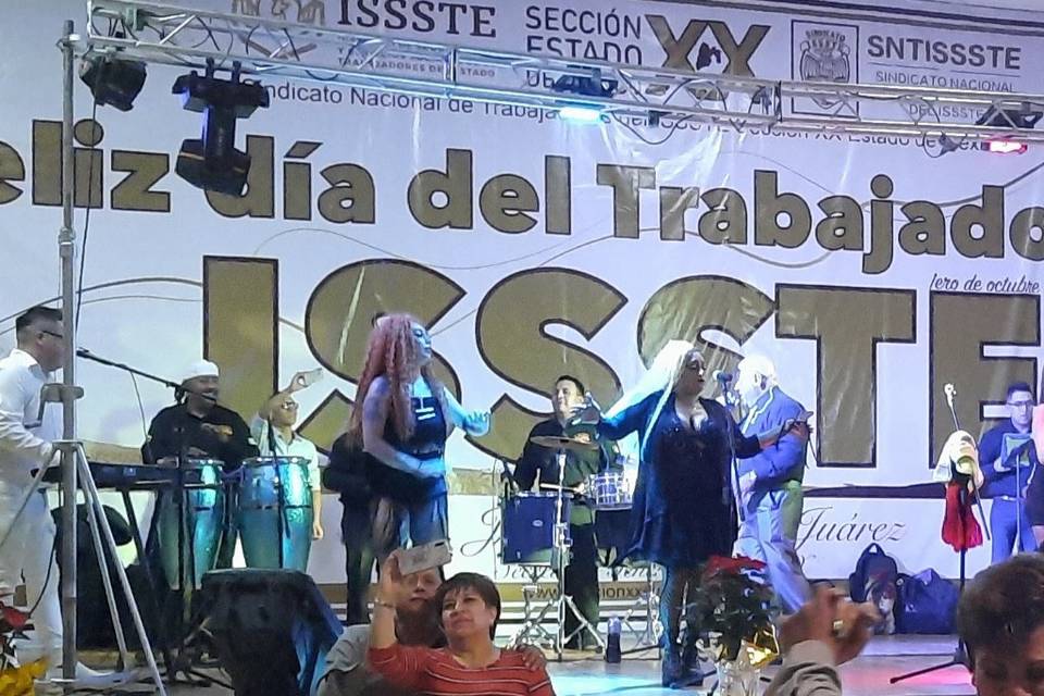 La gente bailadora