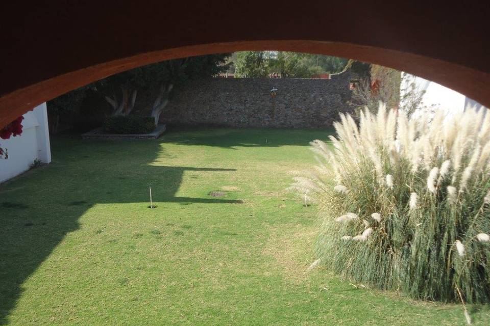 Jardín claustro grande