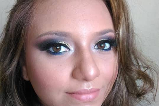 Adriana vique makeup