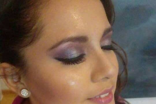 Adriana vique makeup