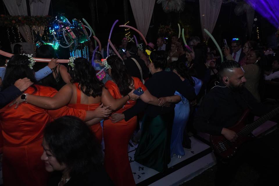 Damas