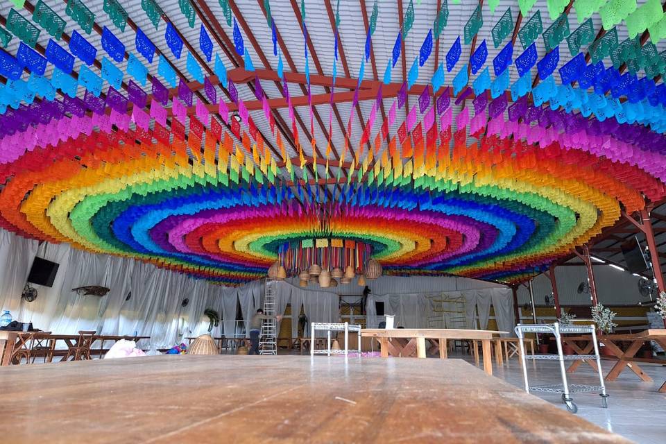 Papel picado en circulo