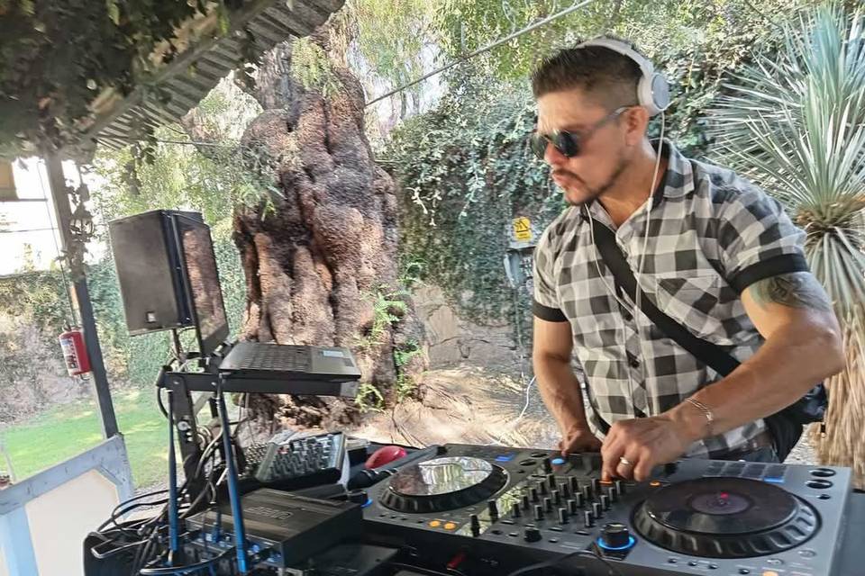DJ versátil