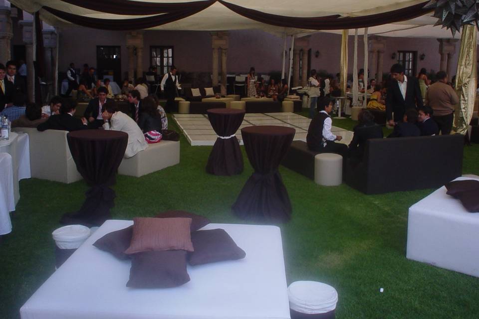 Montaje chocolate con blanco