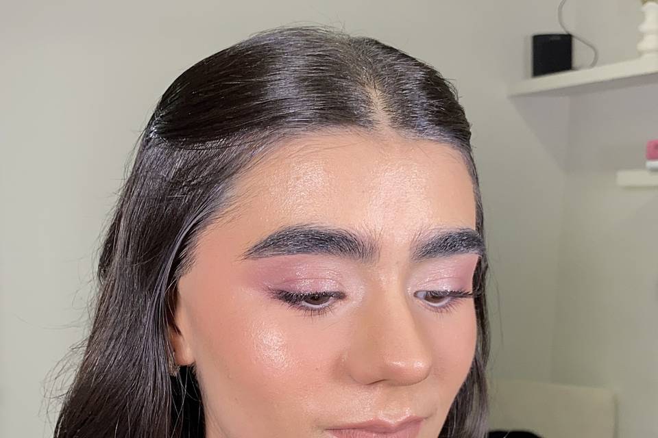Maquillaje rosa natural
