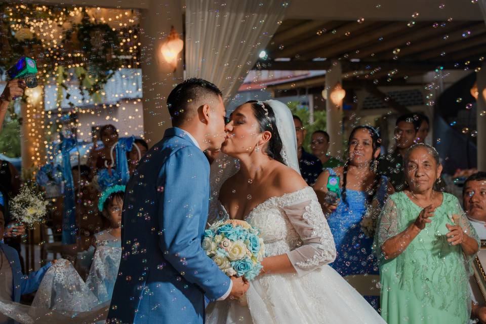 Boda E&M