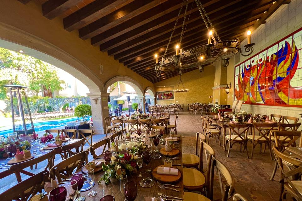 Montaje de boda en jardín