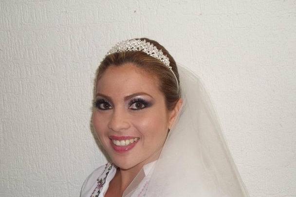Peinados con tiaras