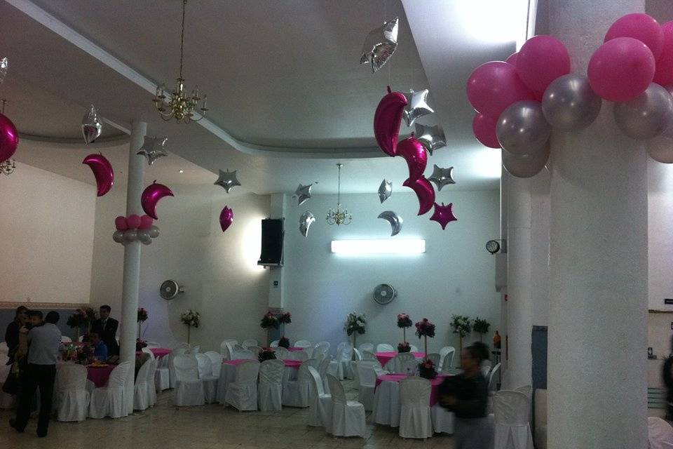 Lindas decoraciones incluidas