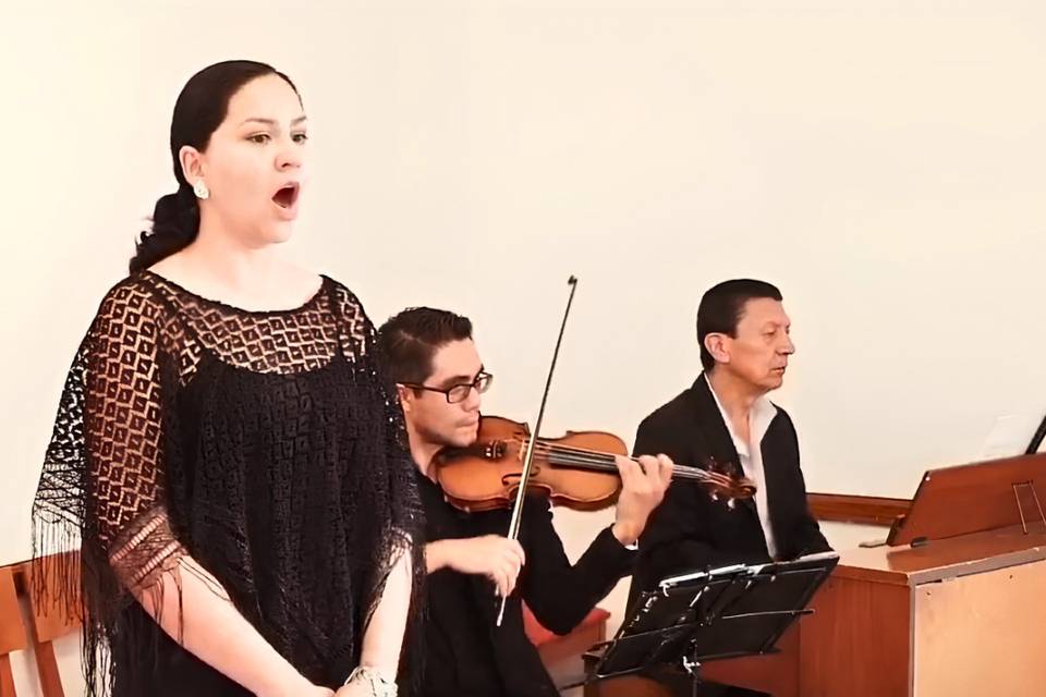 Maru Carreño Música Sacra