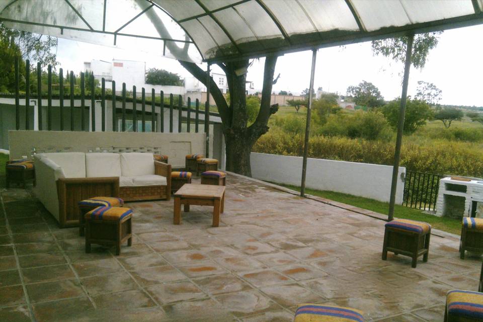 Terraza y Villa Bonanza