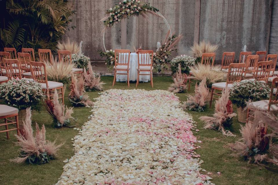 Boda civil romántica