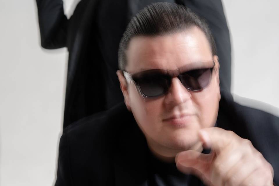 L Gance DJ