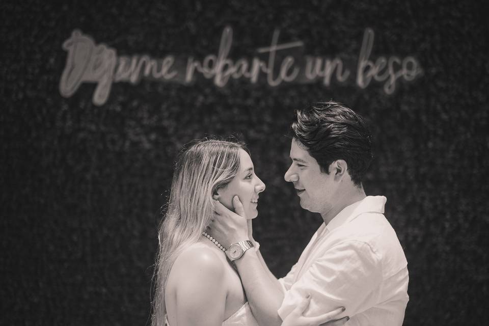 Dejame robarte un beso