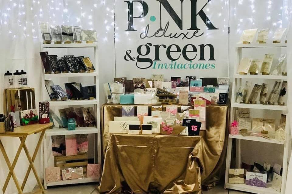 Pink and Green Invitaciones