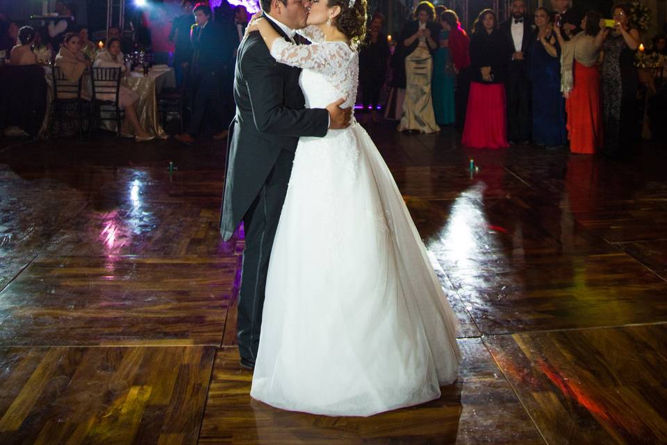 Primer baile marido y mujer