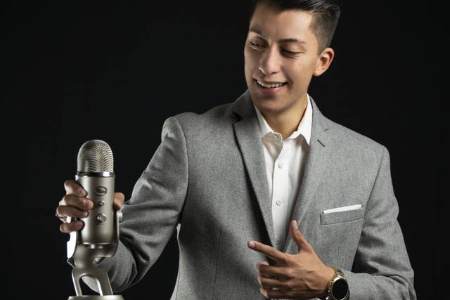 Locutor profesional