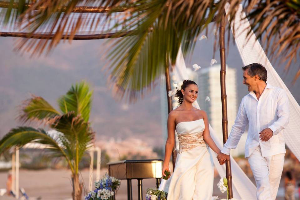Grupo Club De Hoteles - Bodas en La Playa