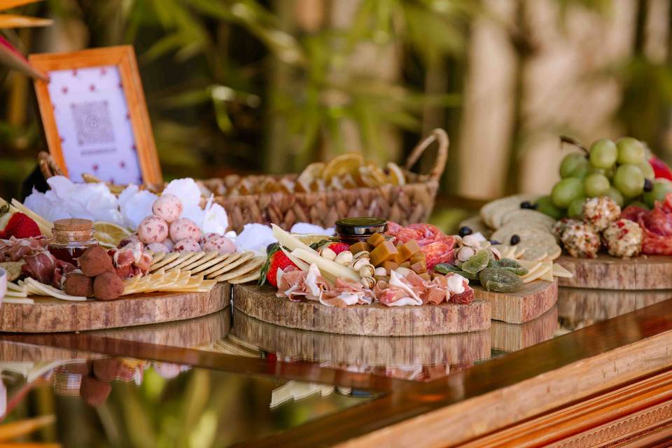 Mesa de charcuteria