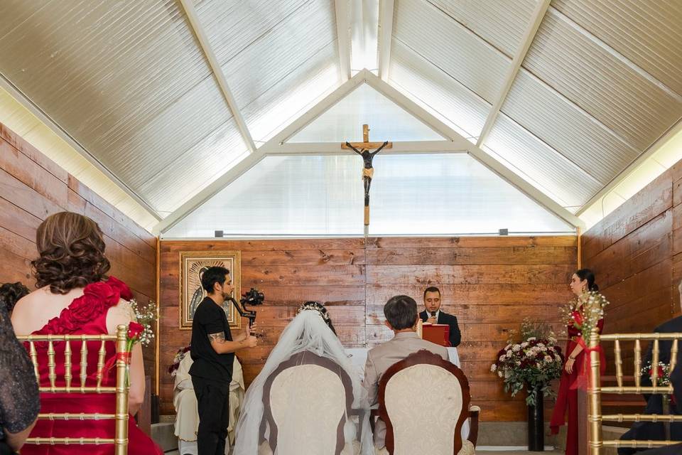 Sillas en capilla