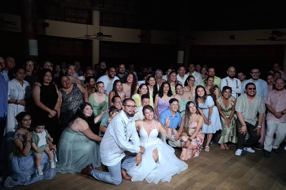 Alta Bodas y Eventos Destino