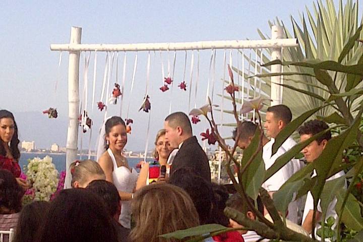 Pareja y ceremonia en Yelapa