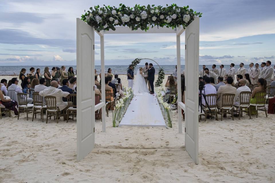 Alta Bodas y Eventos Destino
