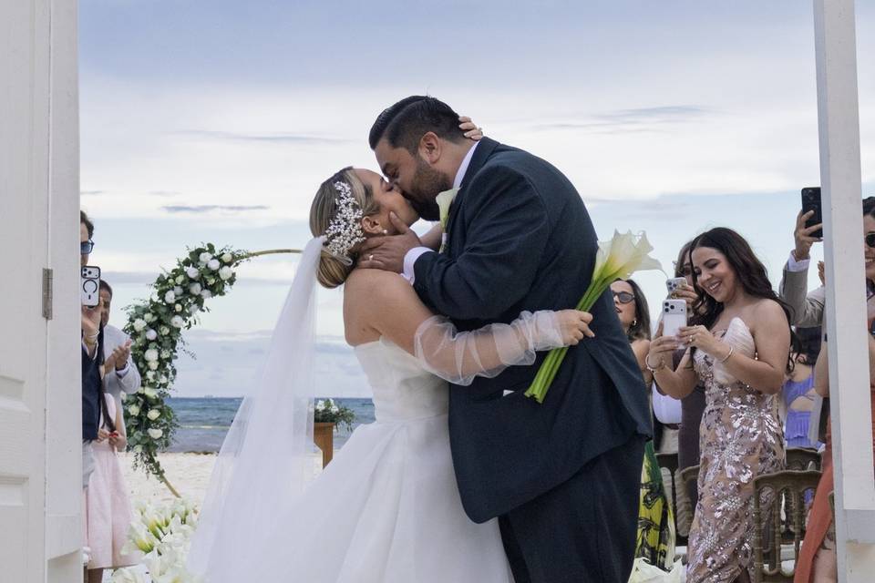 Alta Bodas y Eventos Destino
