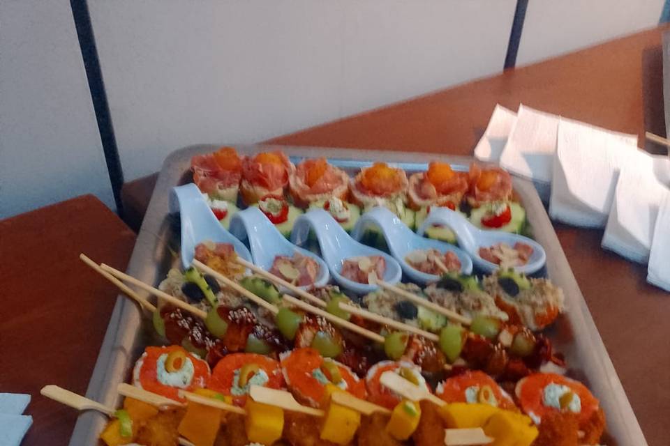 Canapés en charola