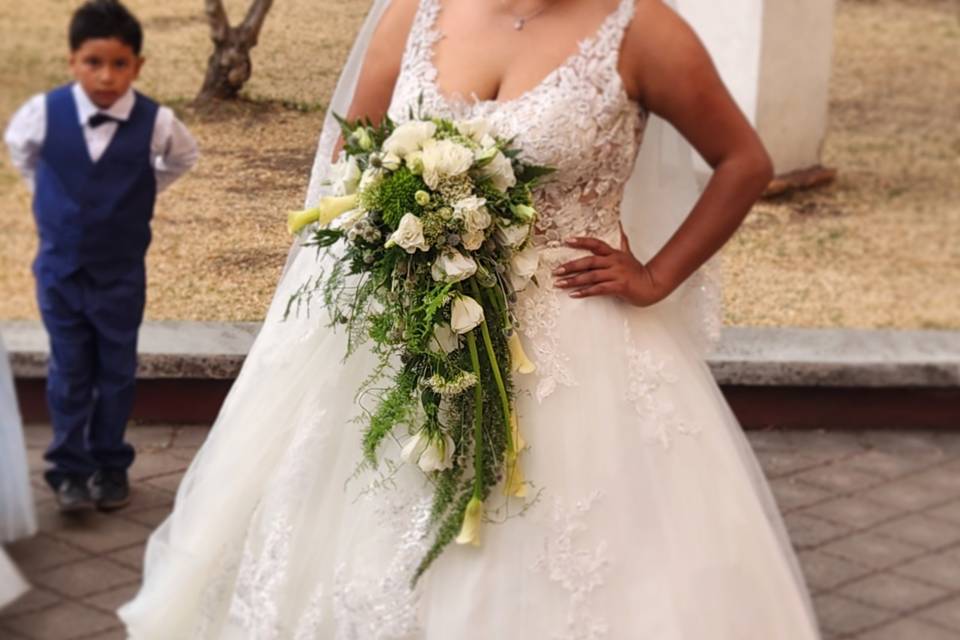 Ramo de novia con rosas