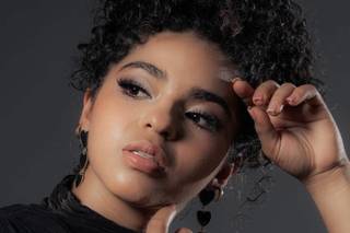 Esperanza Barba Makeup