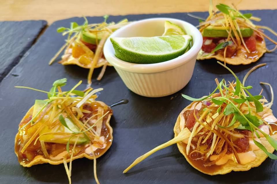 Tostadas de atún