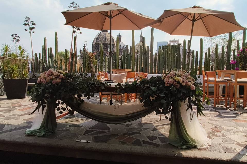 Mesa de novios
