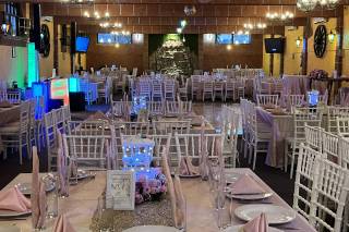 Salón Villa y Zapata