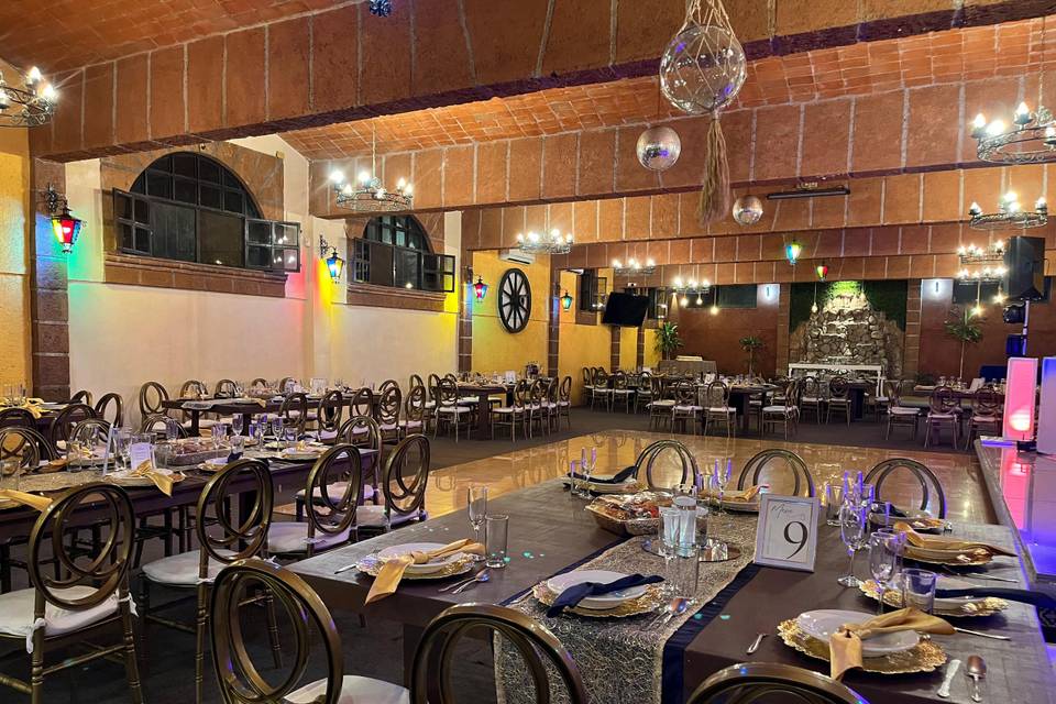 Salon Zapata
