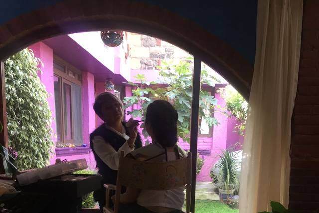 Yadis Hair and Make Up