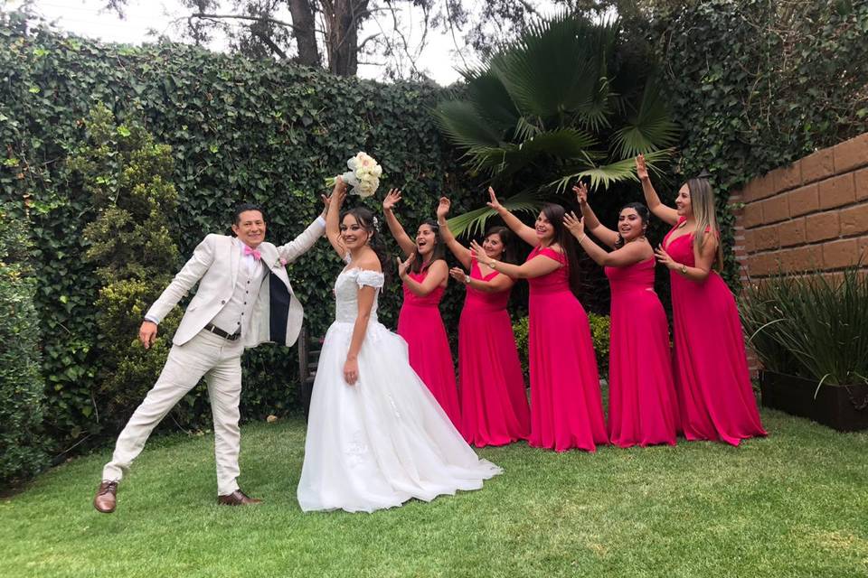 Novios felices