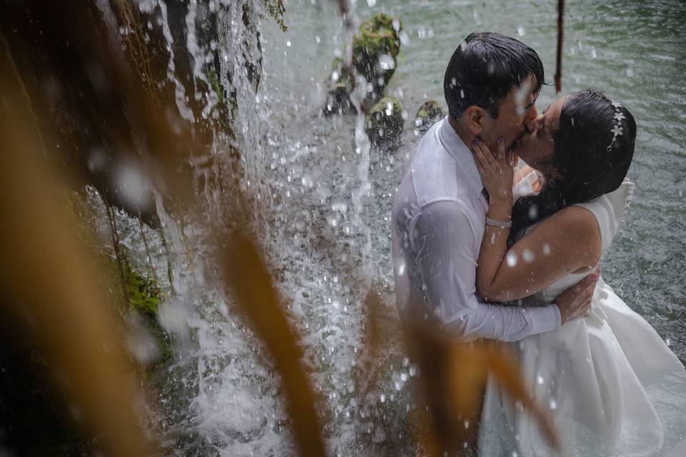 Trash the dress