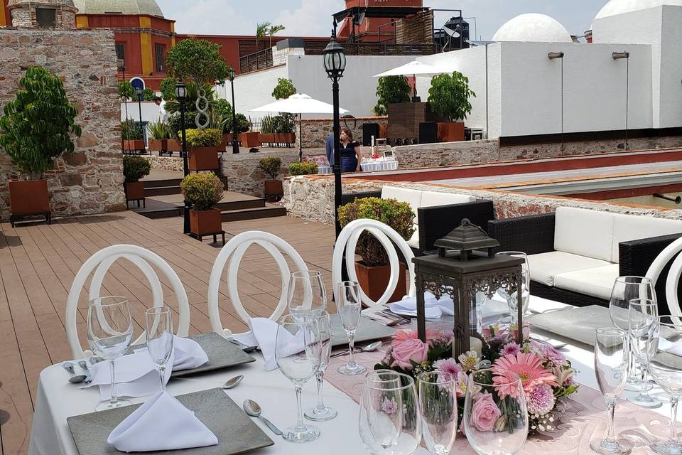 Terraza y DJ