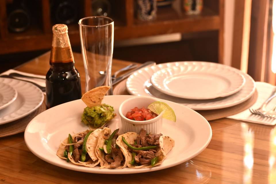 Antojitos