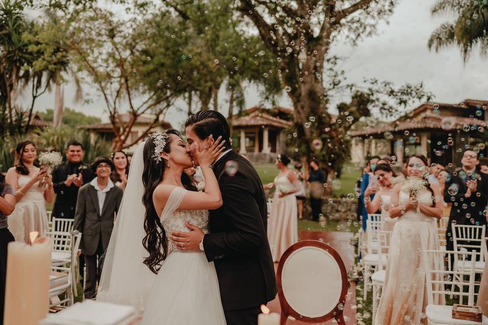 Fotografías de parejas en la fiesta de matrimonio