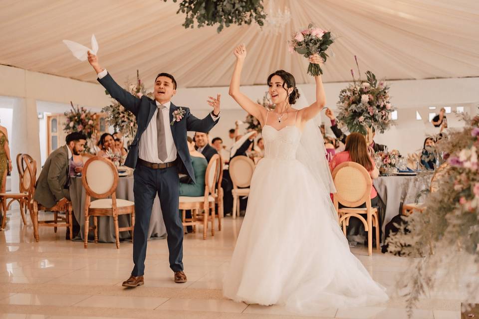 Fotografías de parejas en la fiesta de matrimonio