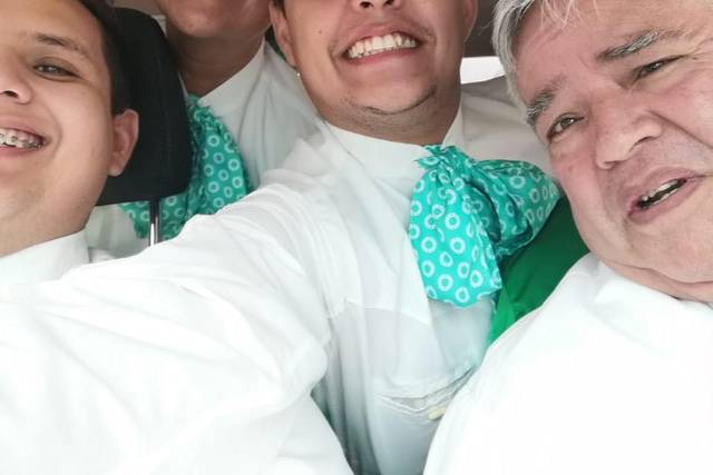 Traje acorde al evento